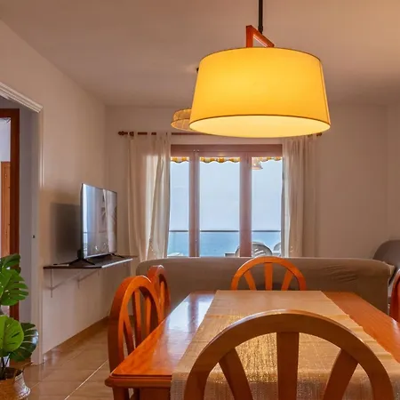 The Tower - Seaview & Terrace Apartment *
